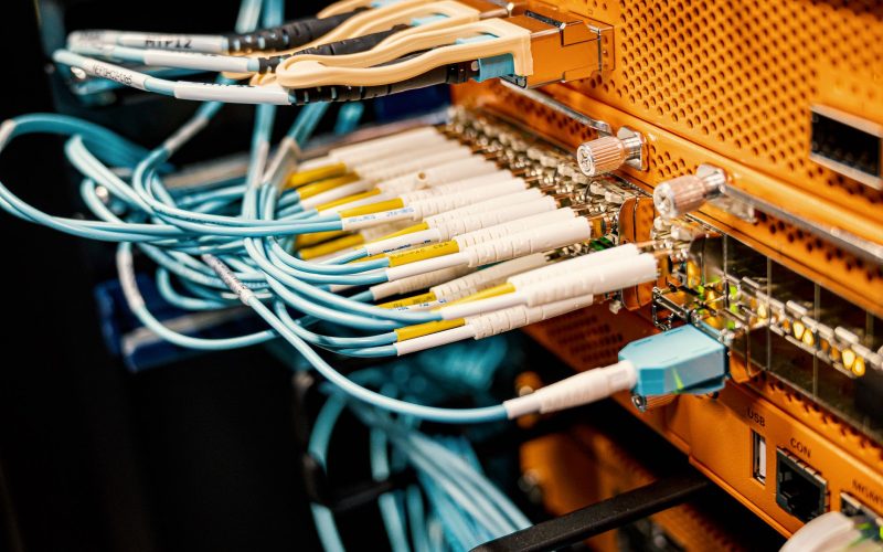 Nubevia redéfinit le paysage du cloud souverain avec Comlink et Hexawin