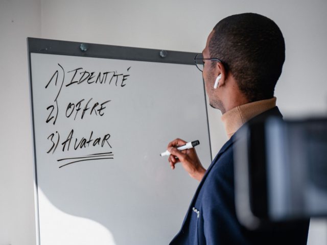 Gérer une équipe à distance : Guide pratique