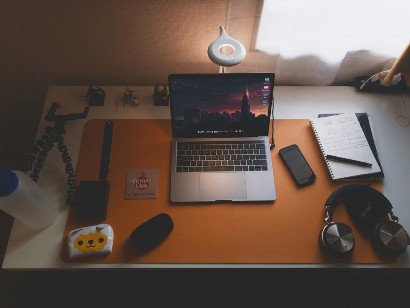 AI Act, nouveaux modèles : quelles actualités IA lire en PME ?